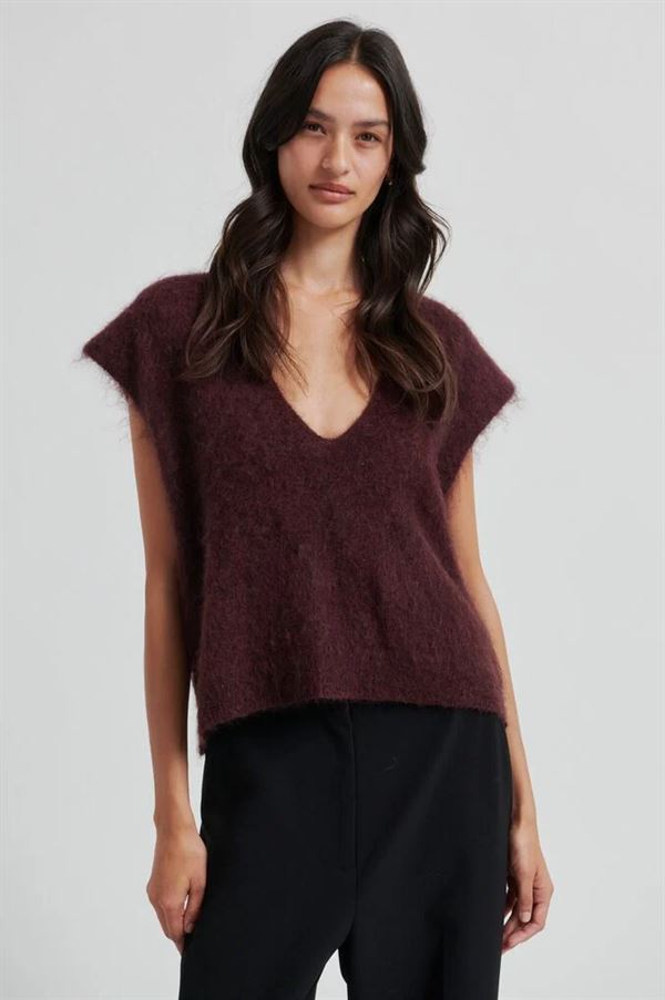 SECOND FEMALE VEST, CAMRYN KNIT VEST, SASSAFRAS