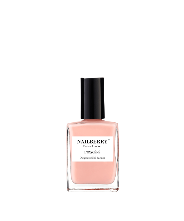 NAILBERRY NEGLELAK, A TOUCH OF POWDER 15 ML