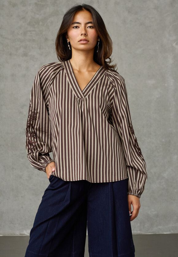 LOVE & DIVINE BLUSE, LOVE1529-3, BROWN STRIPES